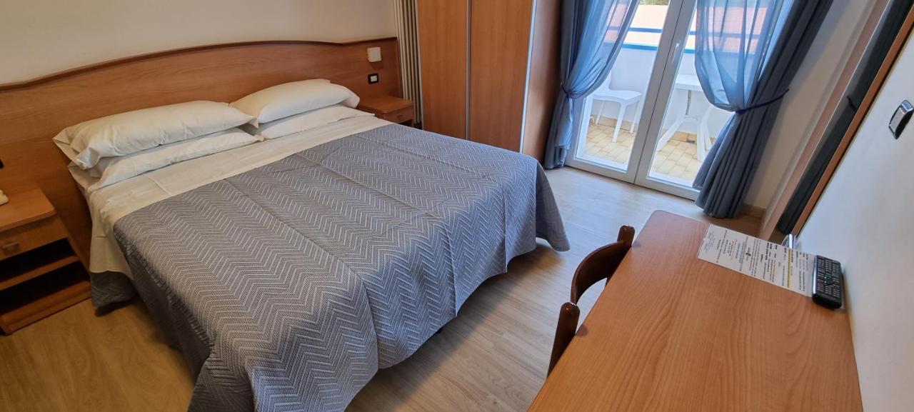 Hotel Mare Blu -- Boutique Pineto Dış mekan fotoğraf