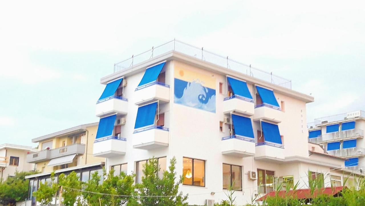 Hotel Mare Blu -- Boutique Pineto Dış mekan fotoğraf